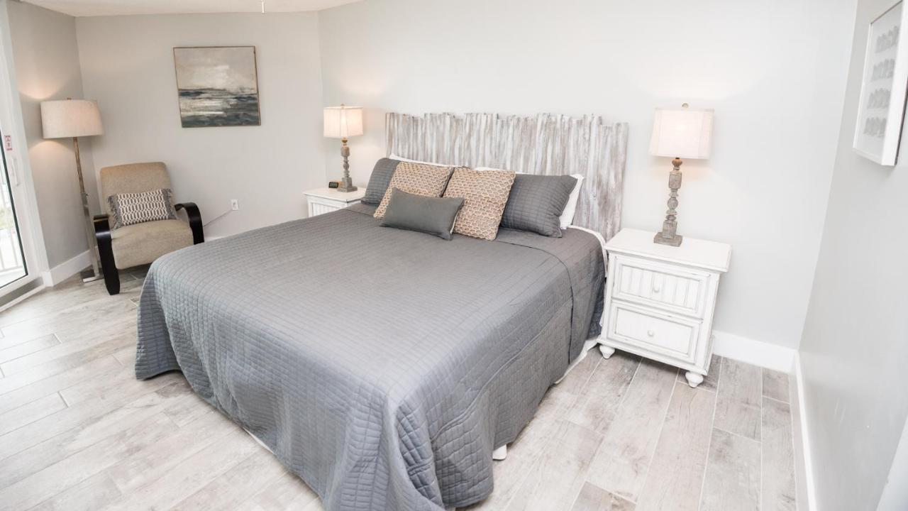 Apartment Dunes Of Panama E605 2br 2ba Beachfront Panama City Beach